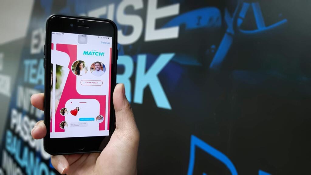tinder app